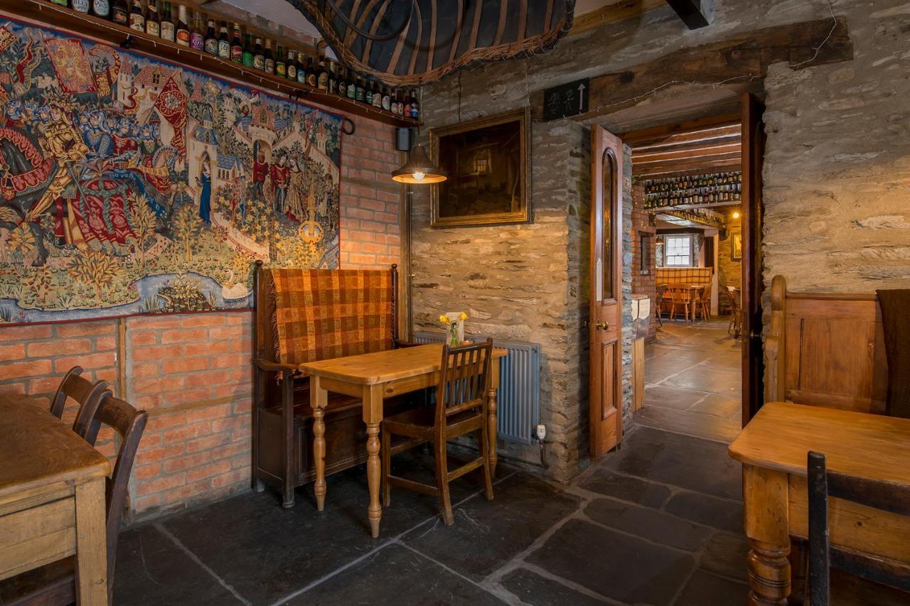 The Nags Head Inn Abercych Eksteriør billede