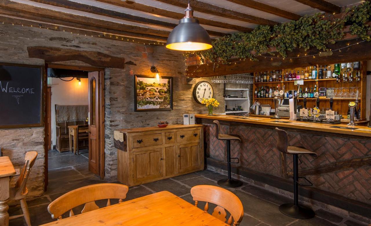 The Nags Head Inn Abercych Eksteriør billede